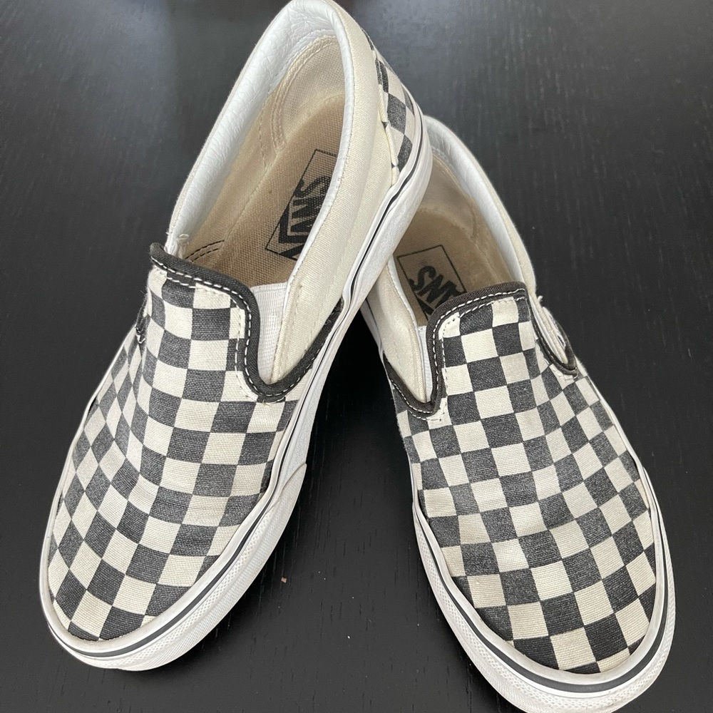Checkered VANS slip on sneakers
